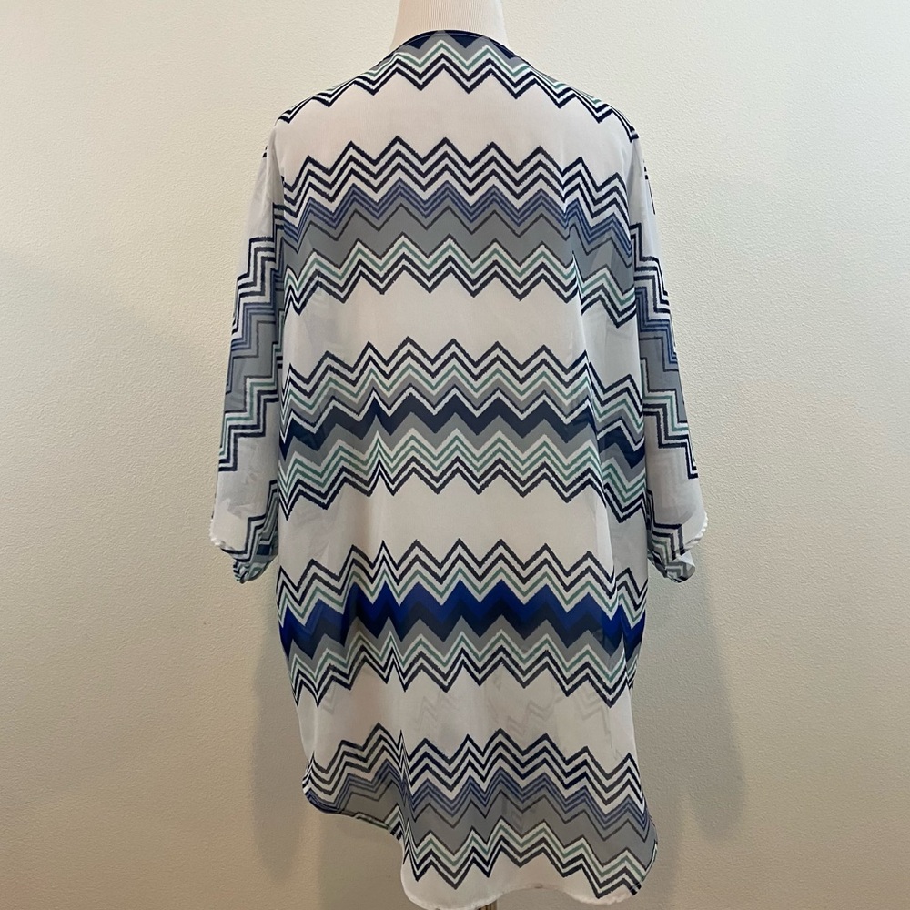 Chevron Print Kimono - Picture 5 of 5